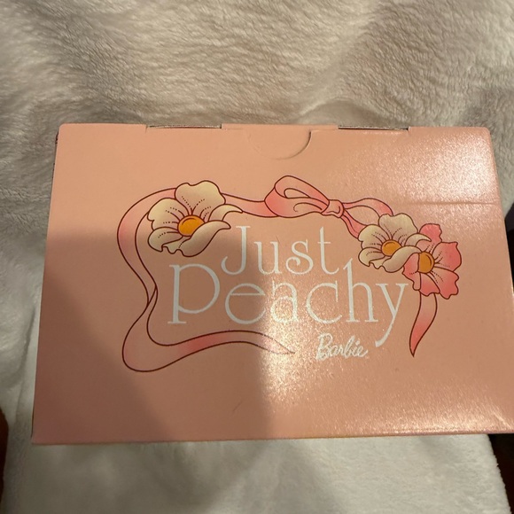 Stanley Barbie 80’s Peaches N’ Cream Quencher - Picture 7 of 9